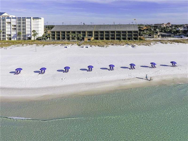 DESTIN BEACH CLUB - Residential