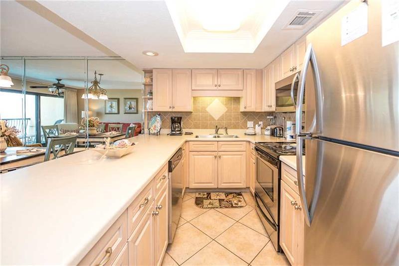 DESTIN BEACH CLUB - Residential