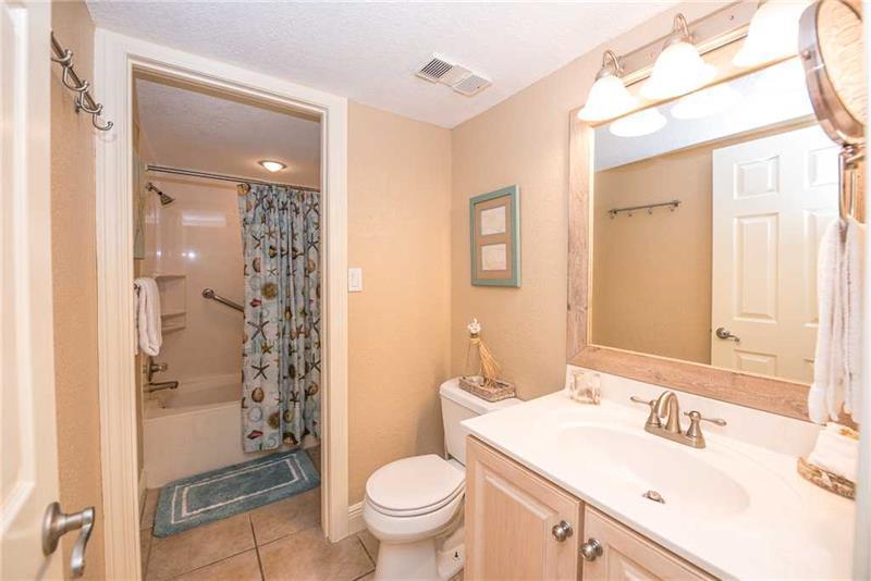 DESTIN BEACH CLUB - Residential