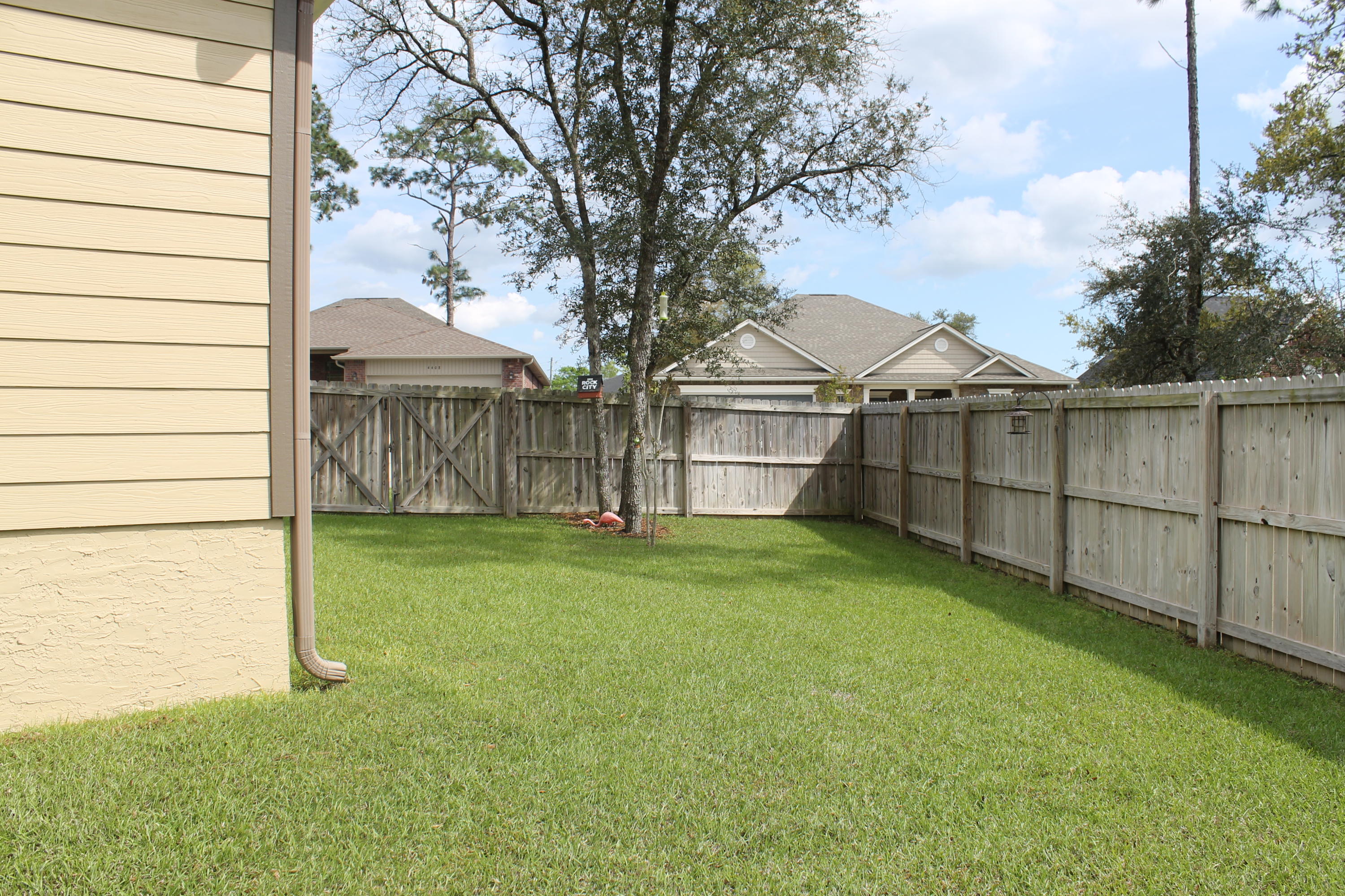 DUGGAN POND ESTATES - Residential