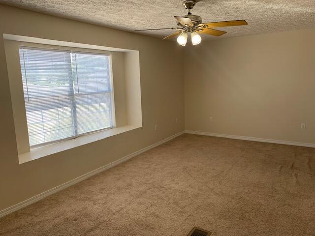 CHATELAINE ESTATES S/D - Residential Lease