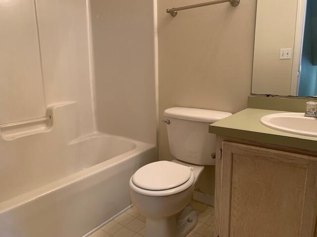 CHATELAINE ESTATES S/D - Residential Lease