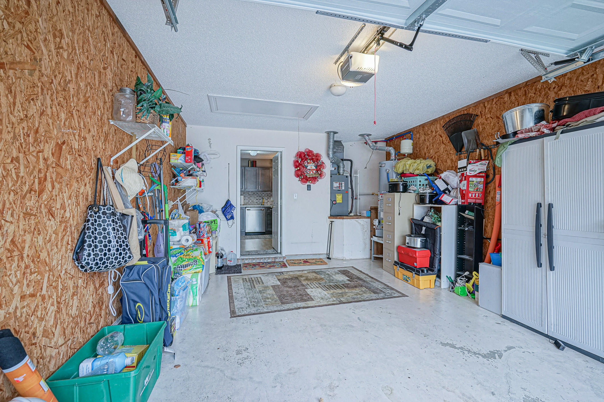 MAGNOLIA SQUARE - Residential