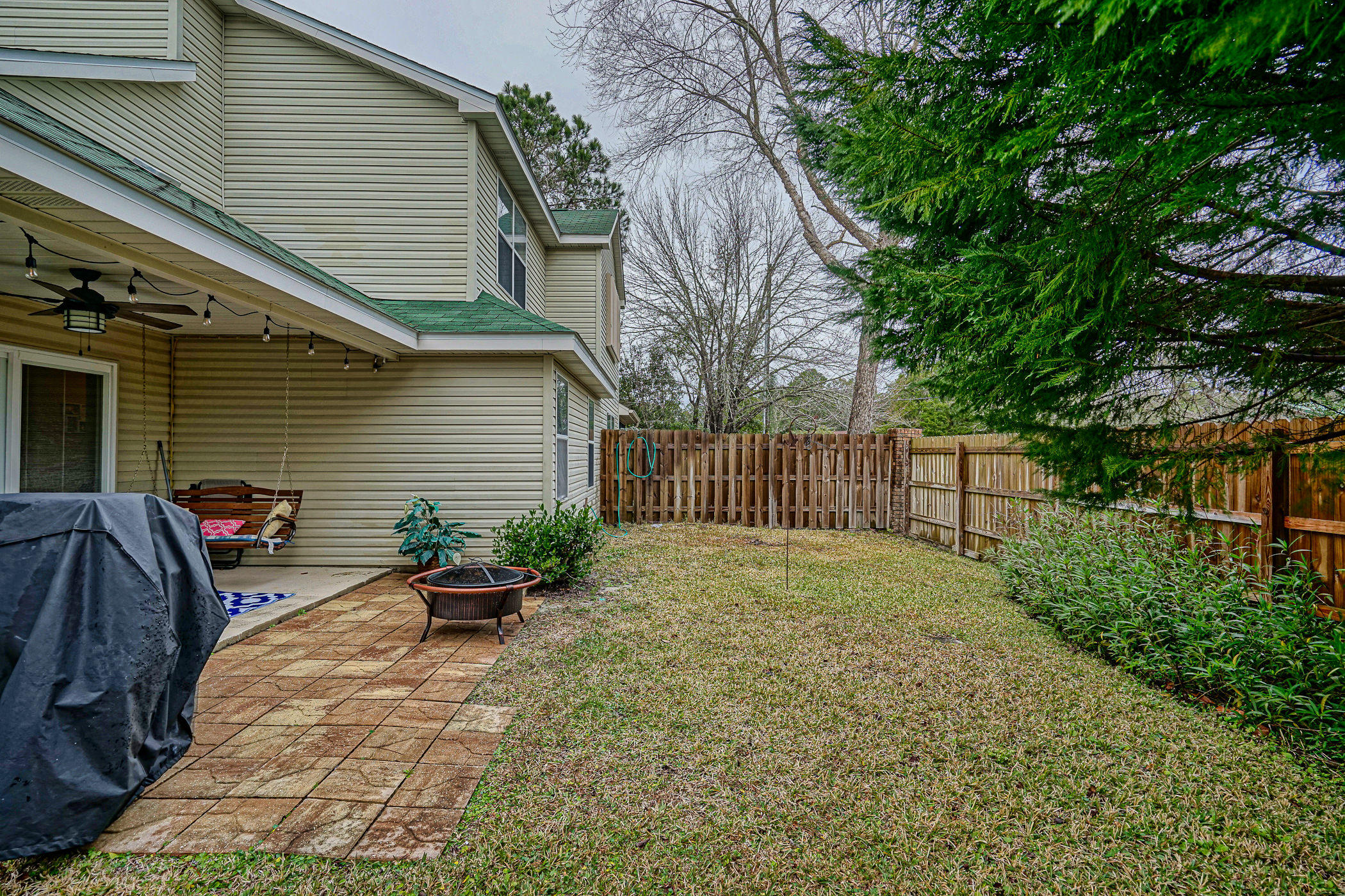 MAGNOLIA SQUARE - Residential