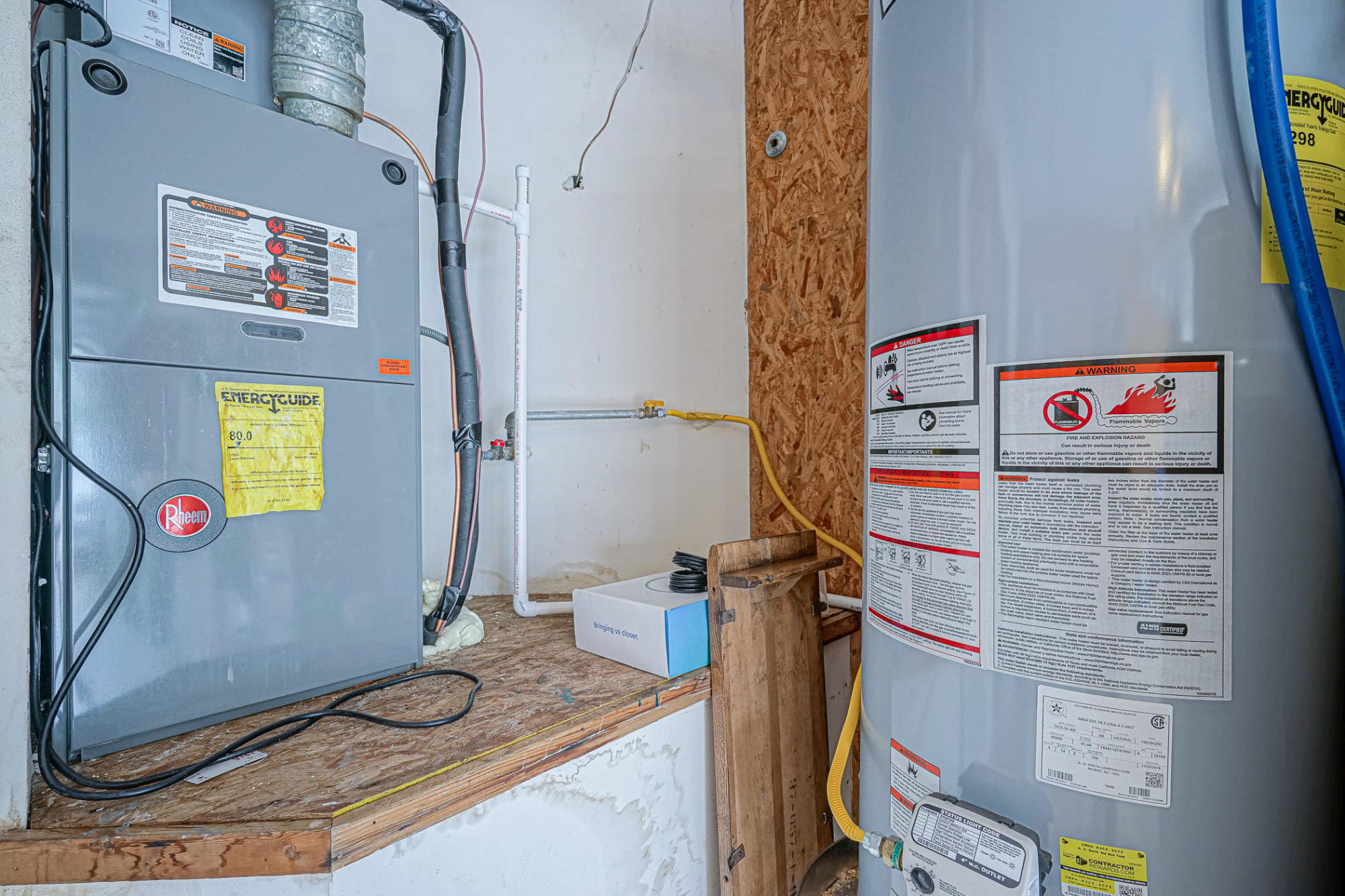 MAGNOLIA SQUARE - Residential