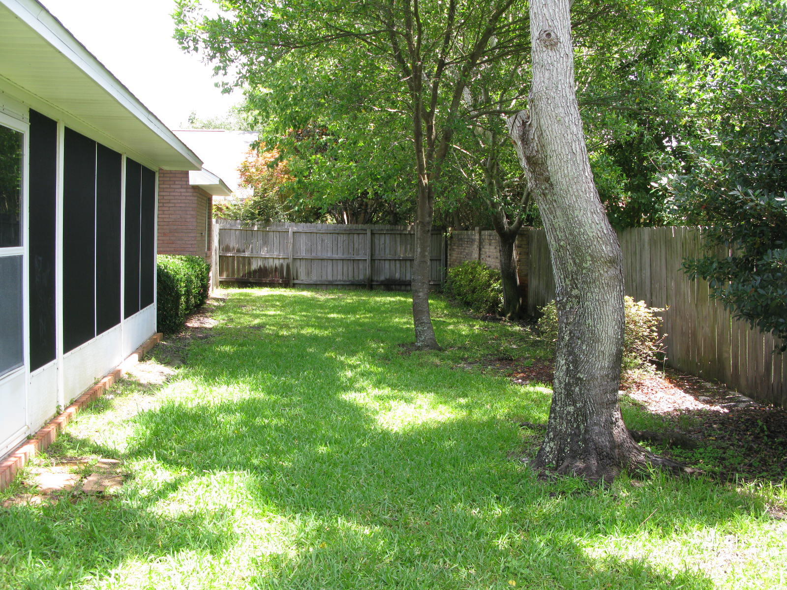 EMERALD BREEZE ESTATES - Residential