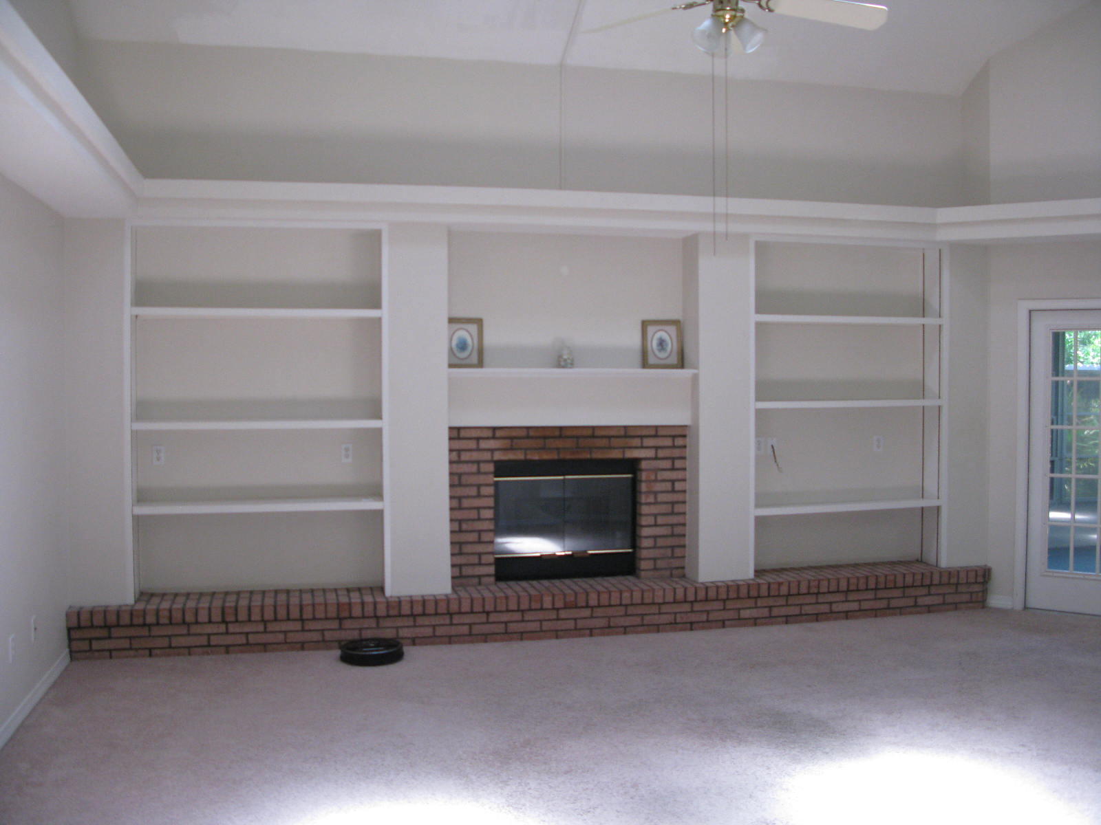 EMERALD BREEZE ESTATES - Residential