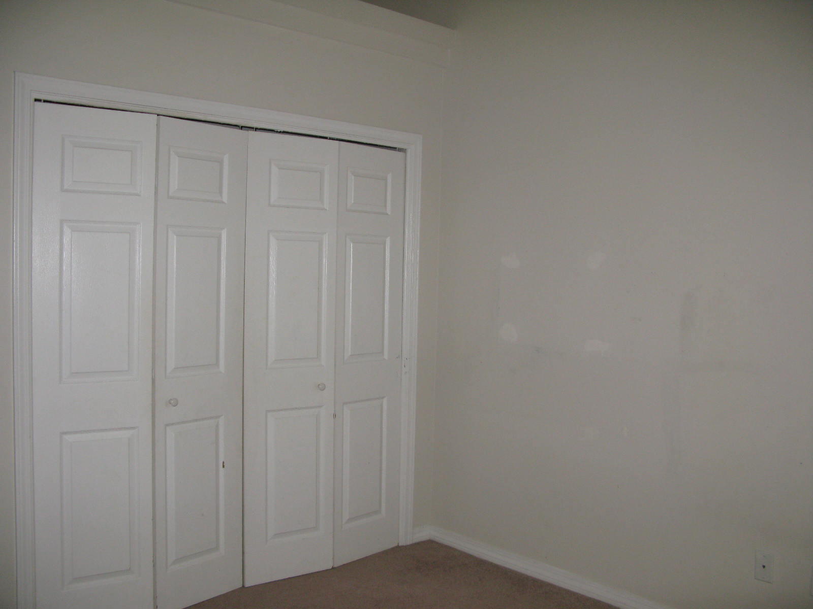 EMERALD BREEZE ESTATES - Residential