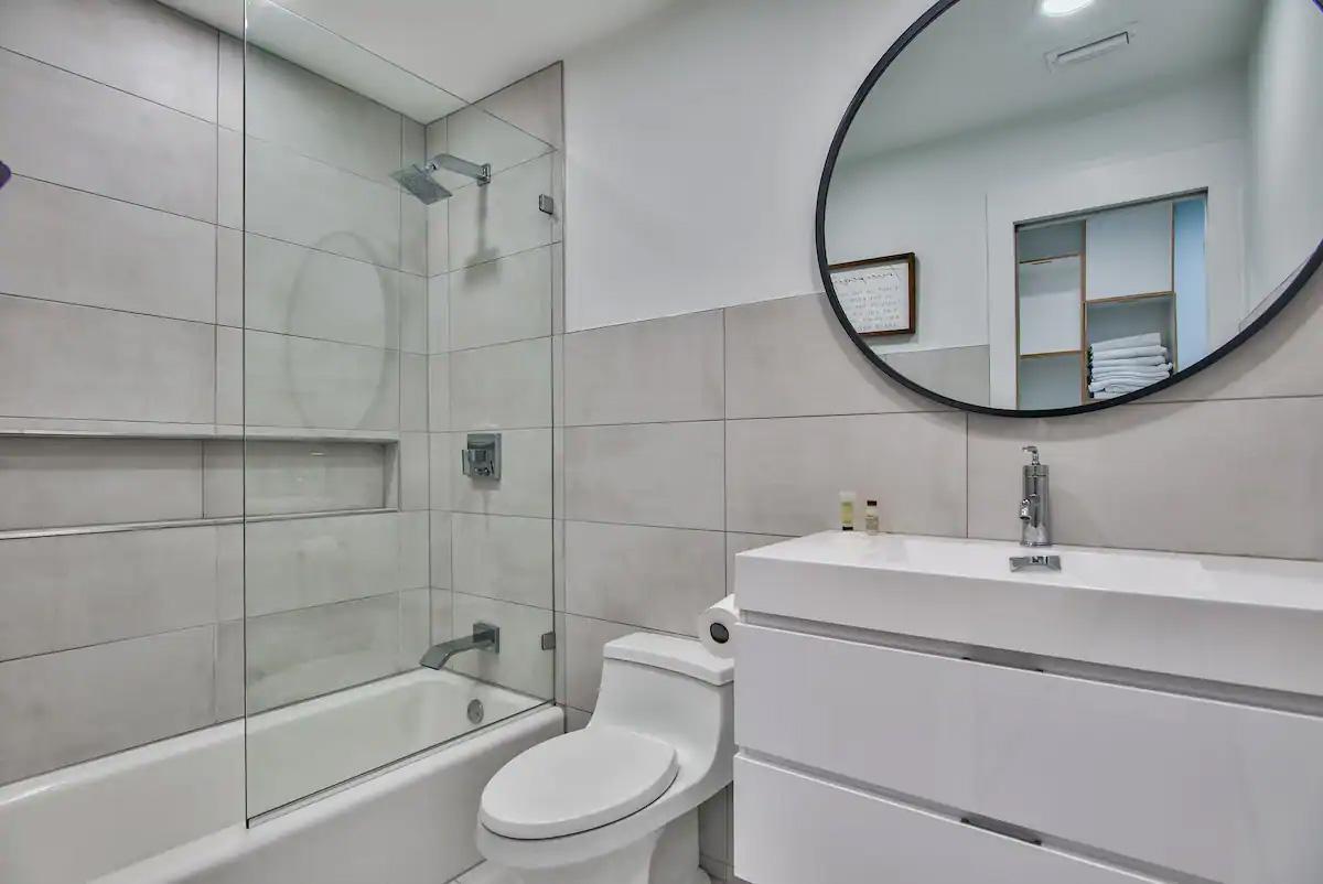BEACHSIDE CONDO AT SEAGROVE - Residential Lease