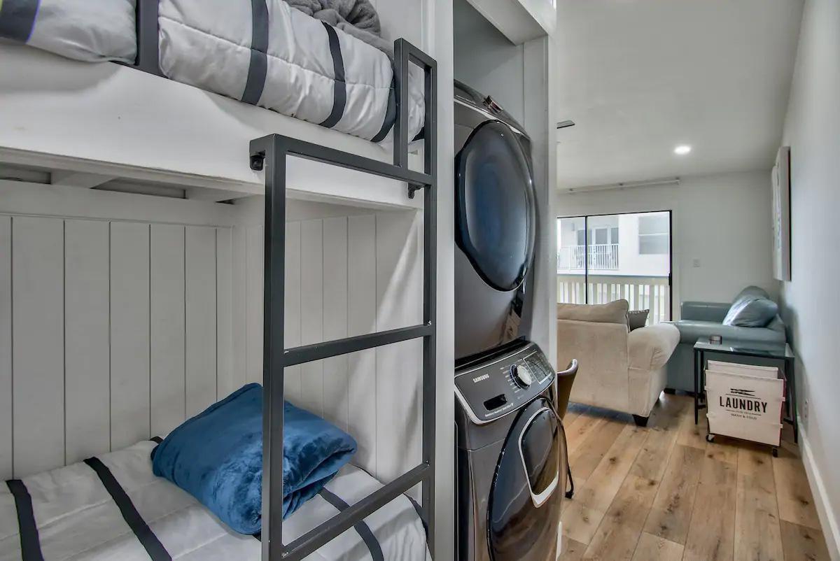 BEACHSIDE CONDO AT SEAGROVE - Residential Lease