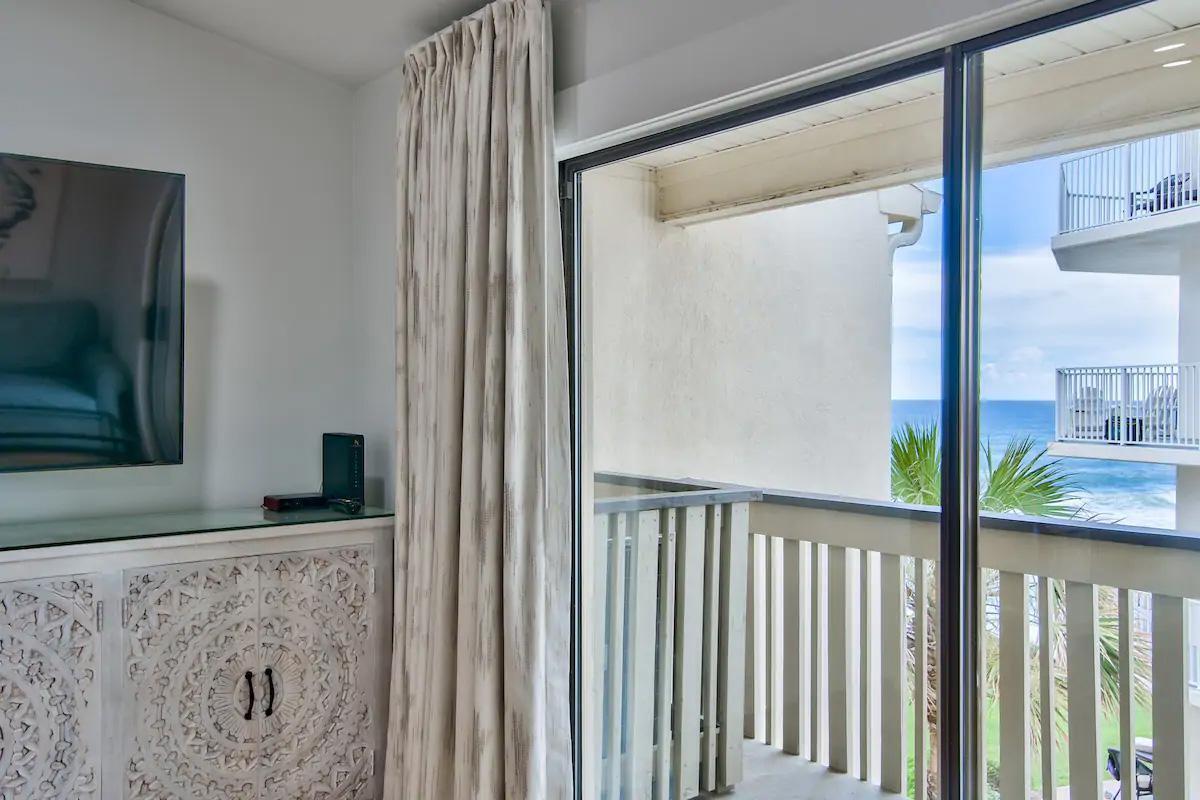 BEACHSIDE CONDO AT SEAGROVE - Residential Lease