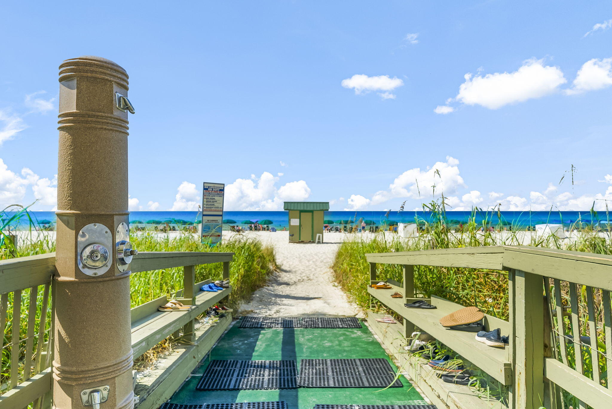 EMERALD ISLE - Residential