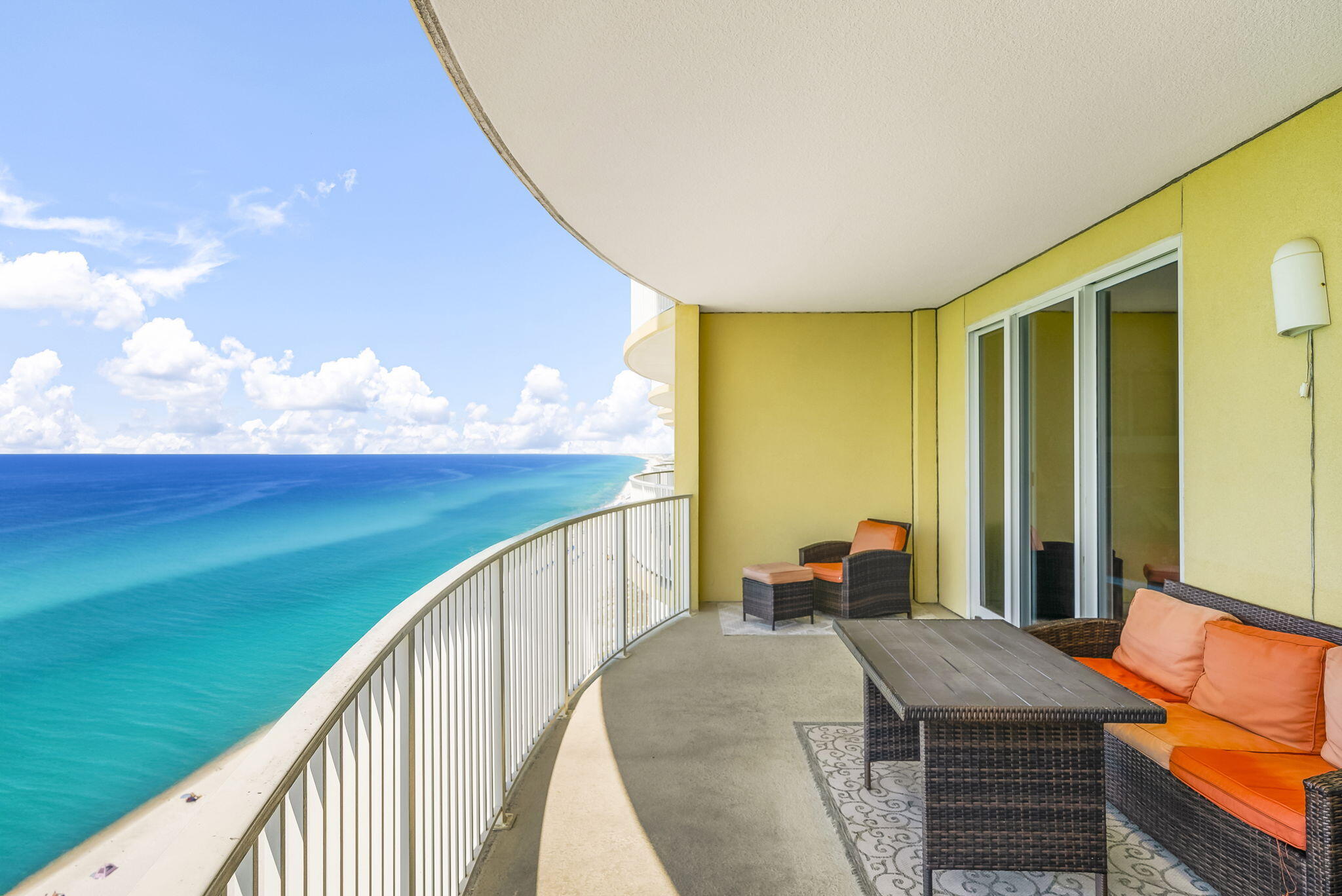 EMERALD ISLE - Residential