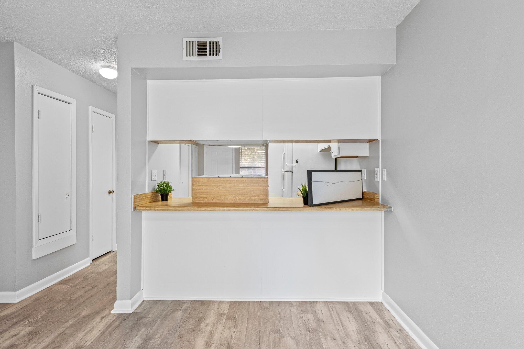 metes and bounds - Residential Lease