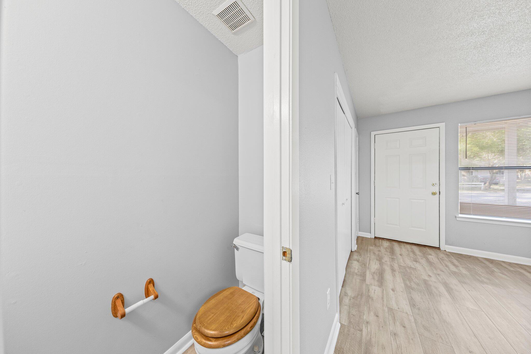 metes and bounds - Residential Lease
