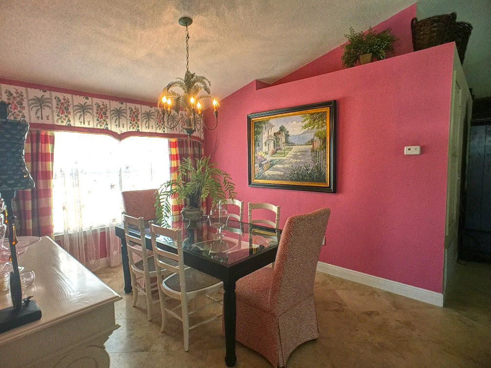 PARADISE RETREAT - Residential