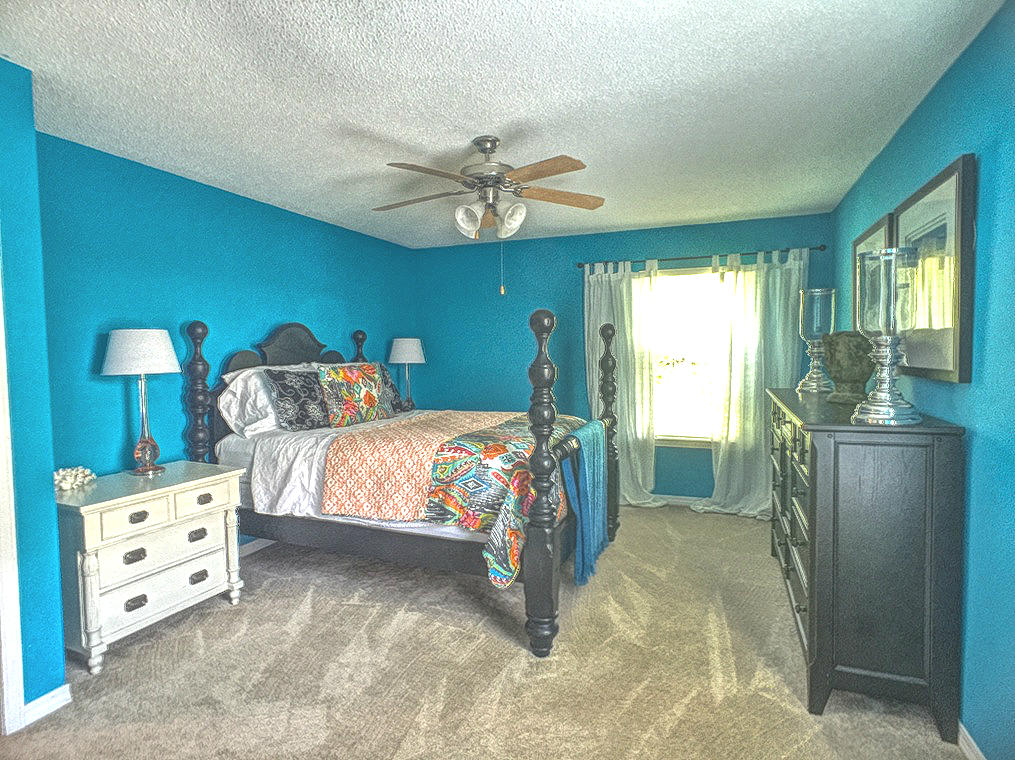 PARADISE RETREAT - Residential