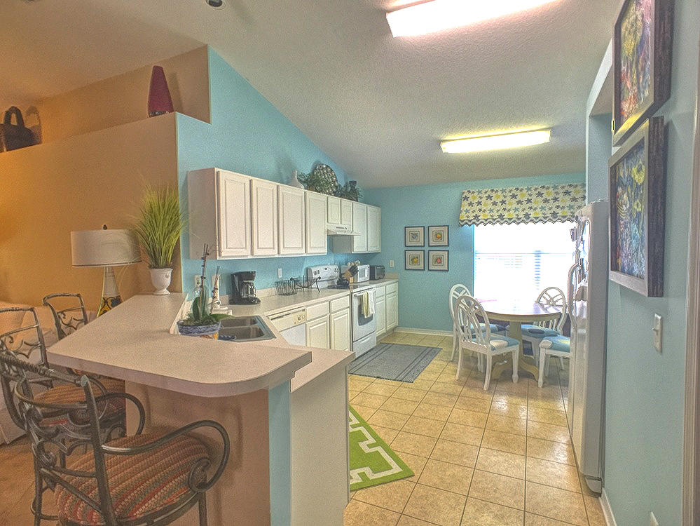 PARADISE RETREAT - Residential