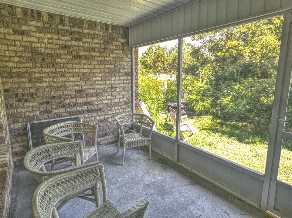 PARADISE RETREAT - Residential