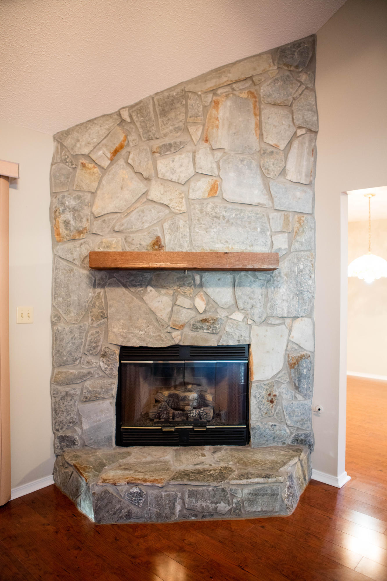 PARKWOOD SQUARE PH 2 - Residential