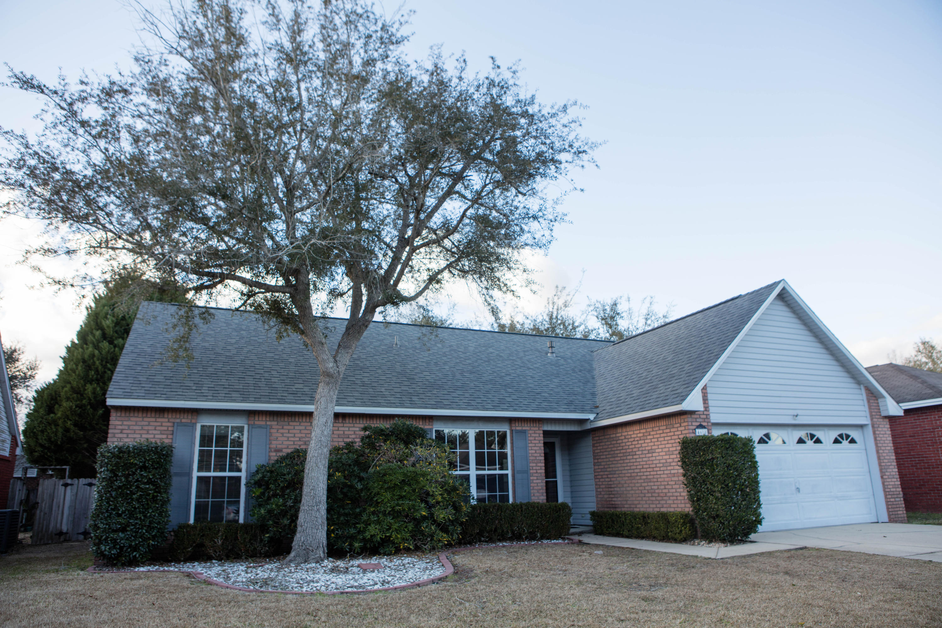 PARKWOOD SQUARE PH 2 - Residential