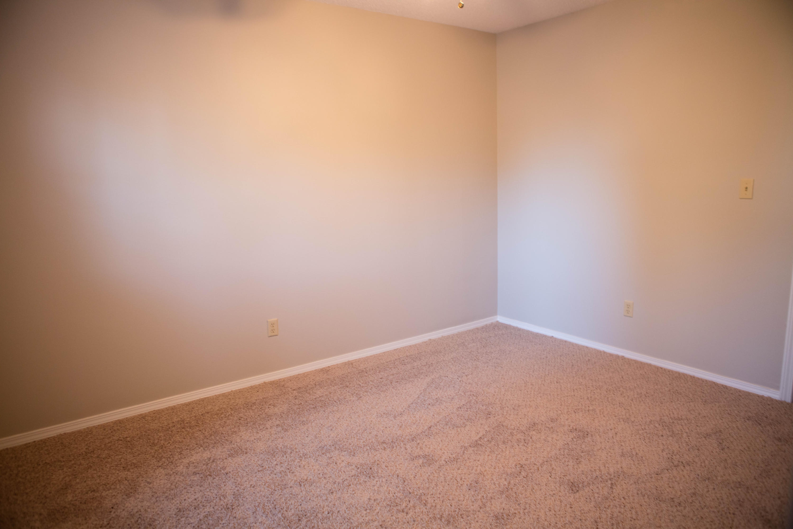 PARKWOOD SQUARE PH 2 - Residential