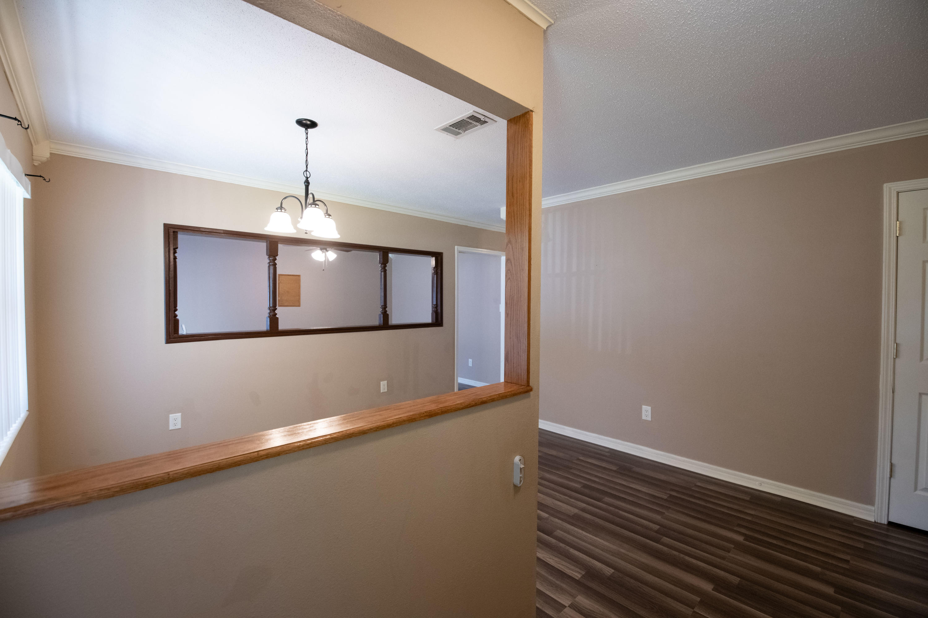 CAROL ANNE MANOR - Residential