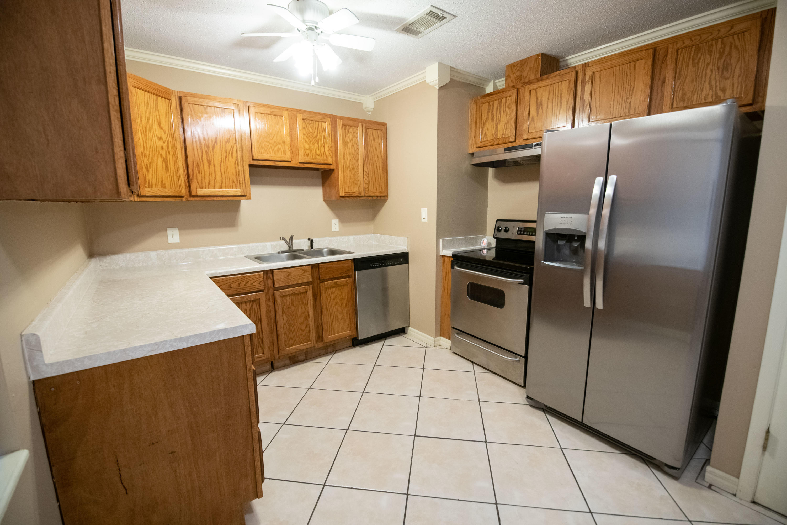 CAROL ANNE MANOR - Residential