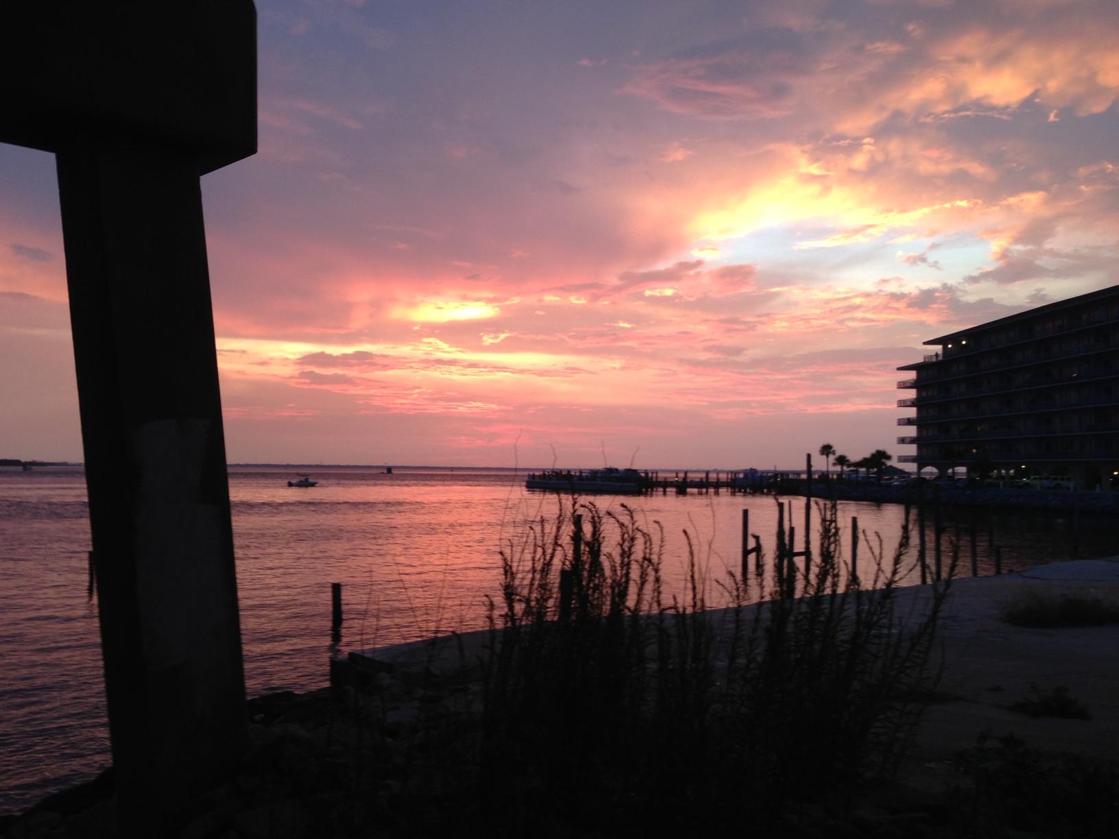 SIDES MORENO POINT WEST - Residential