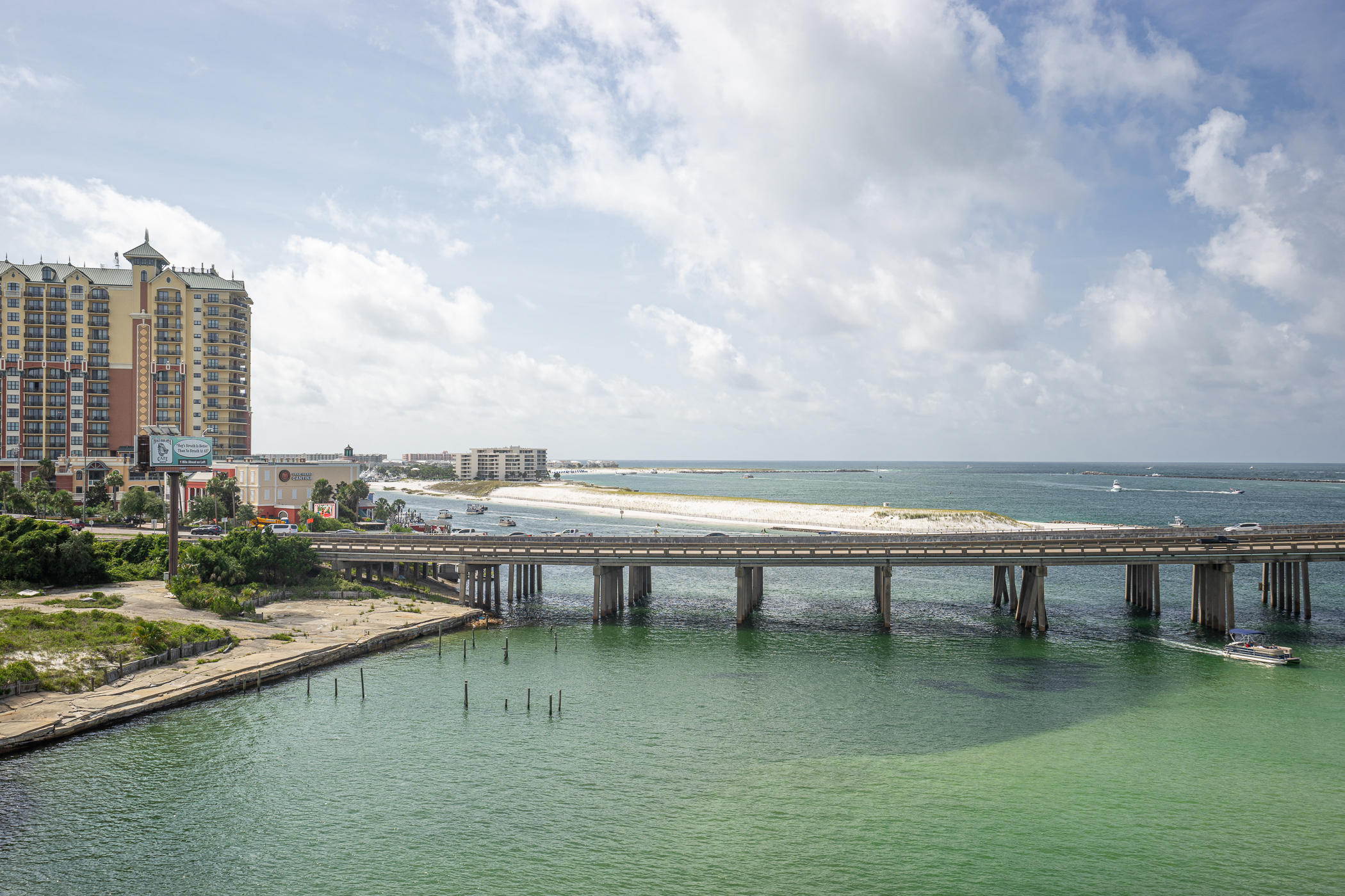 SIDES MORENO POINT WEST - Residential