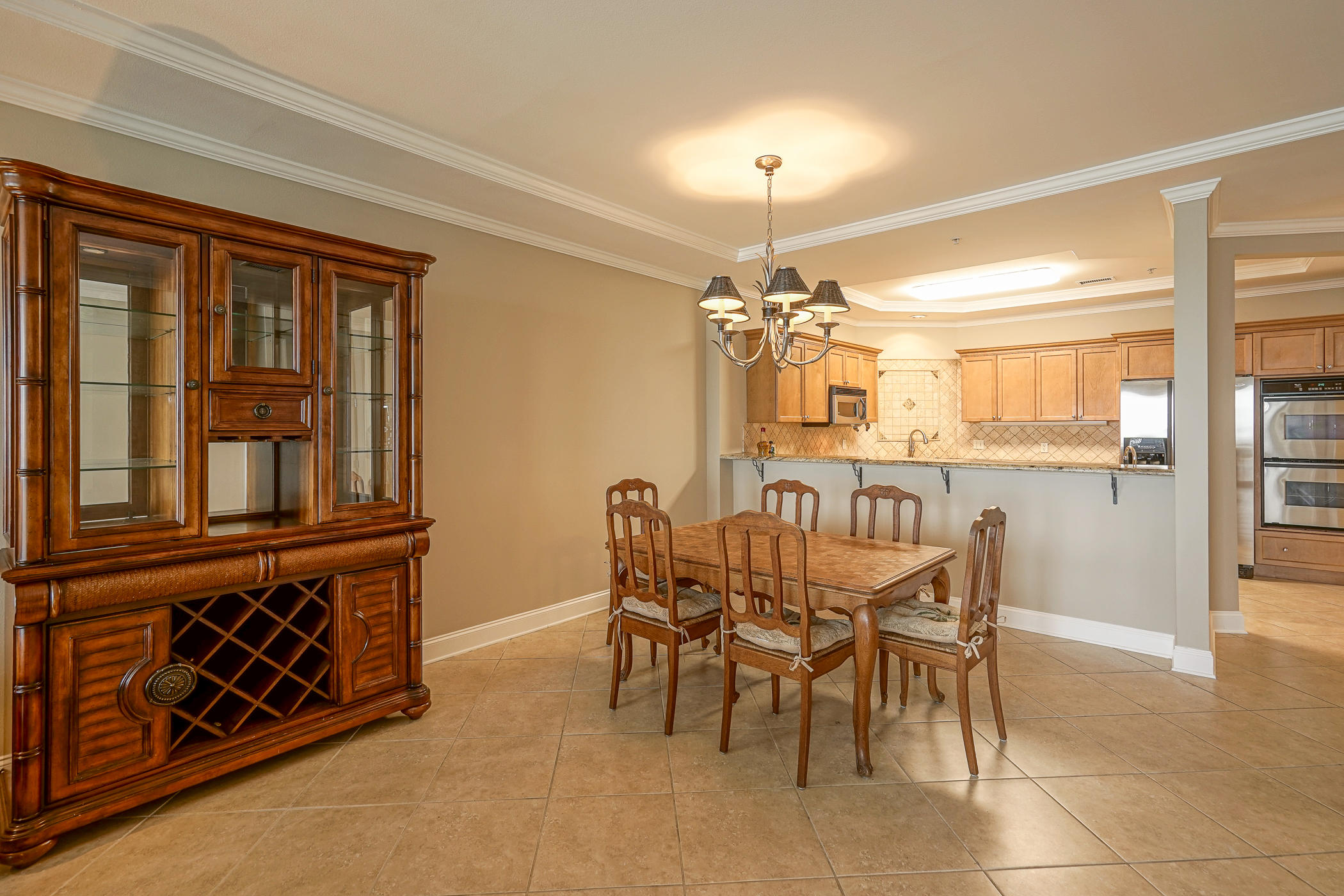 SIDES MORENO POINT WEST - Residential