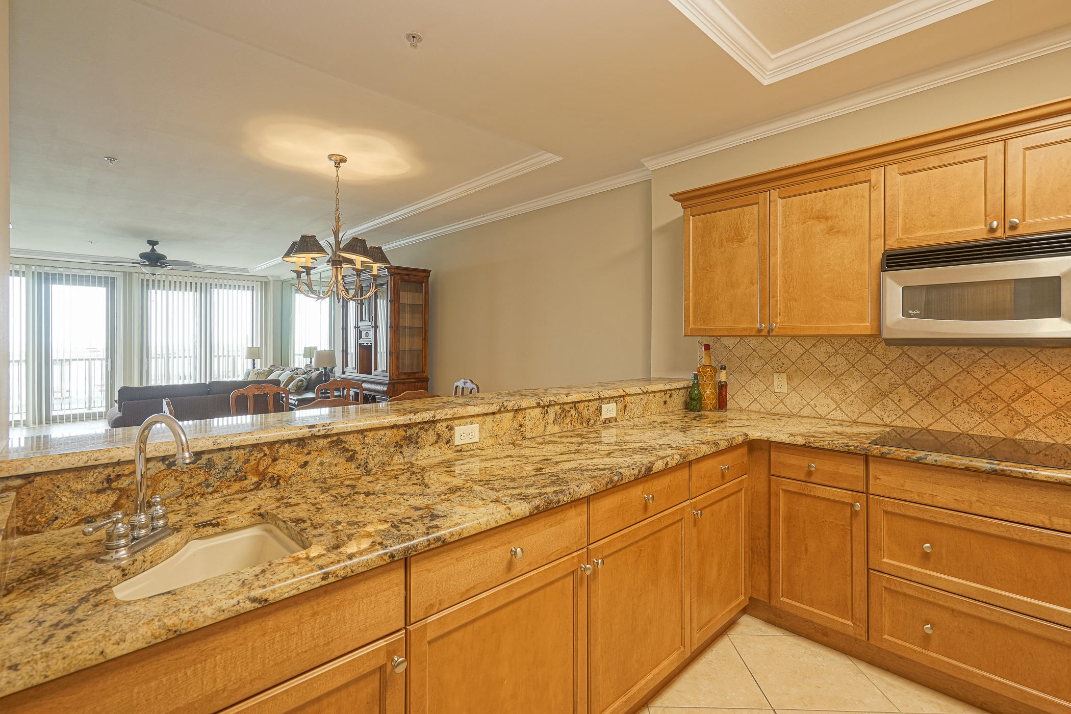 SIDES MORENO POINT WEST - Residential