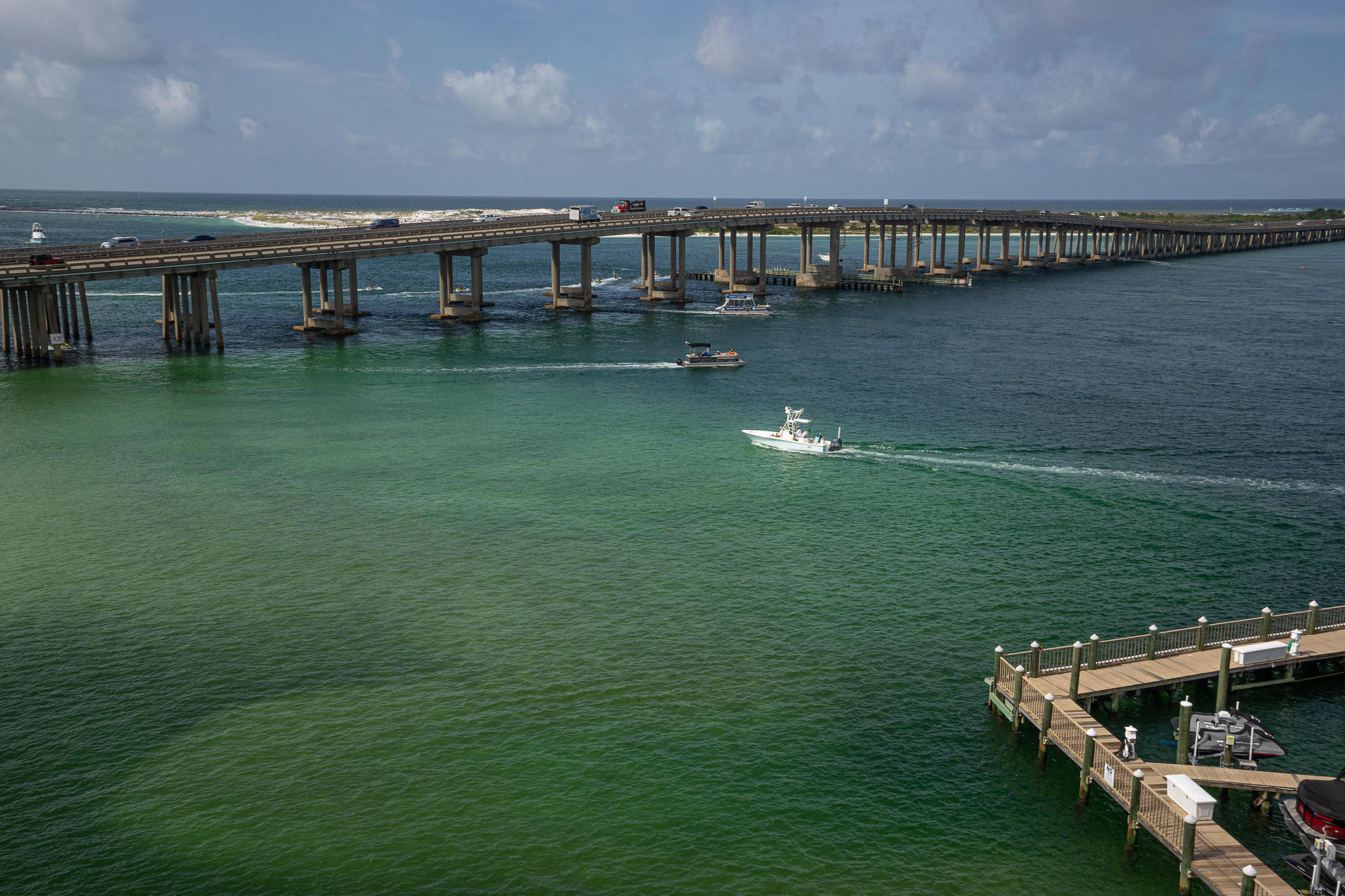 SIDES MORENO POINT WEST - Residential
