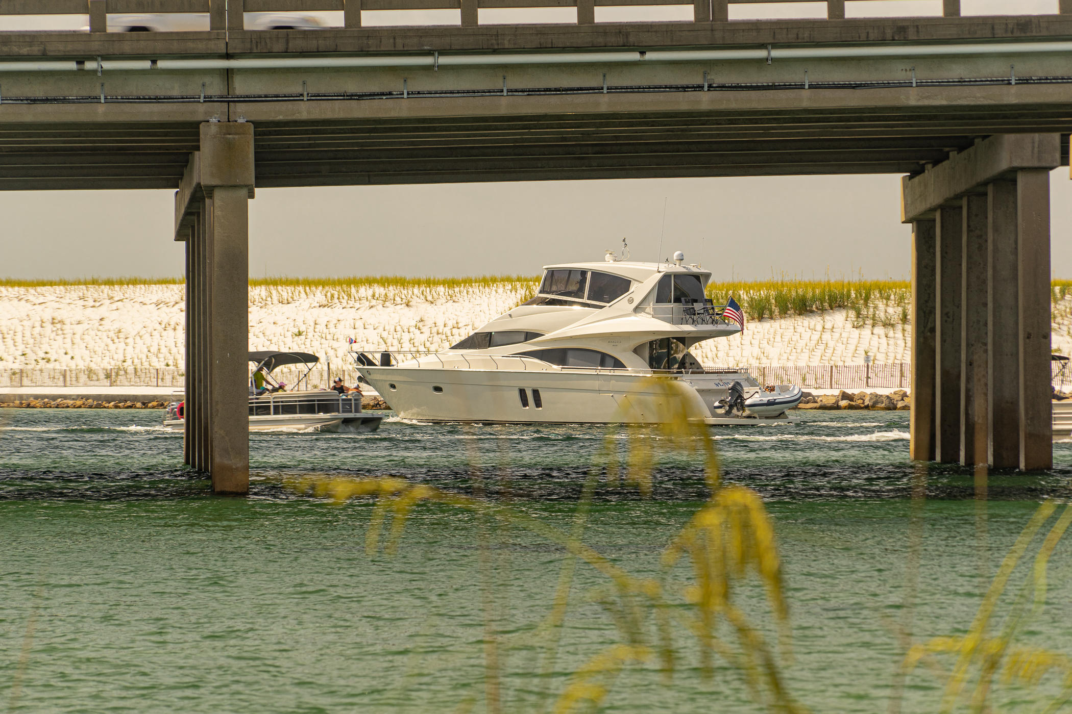 SIDES MORENO POINT WEST - Residential