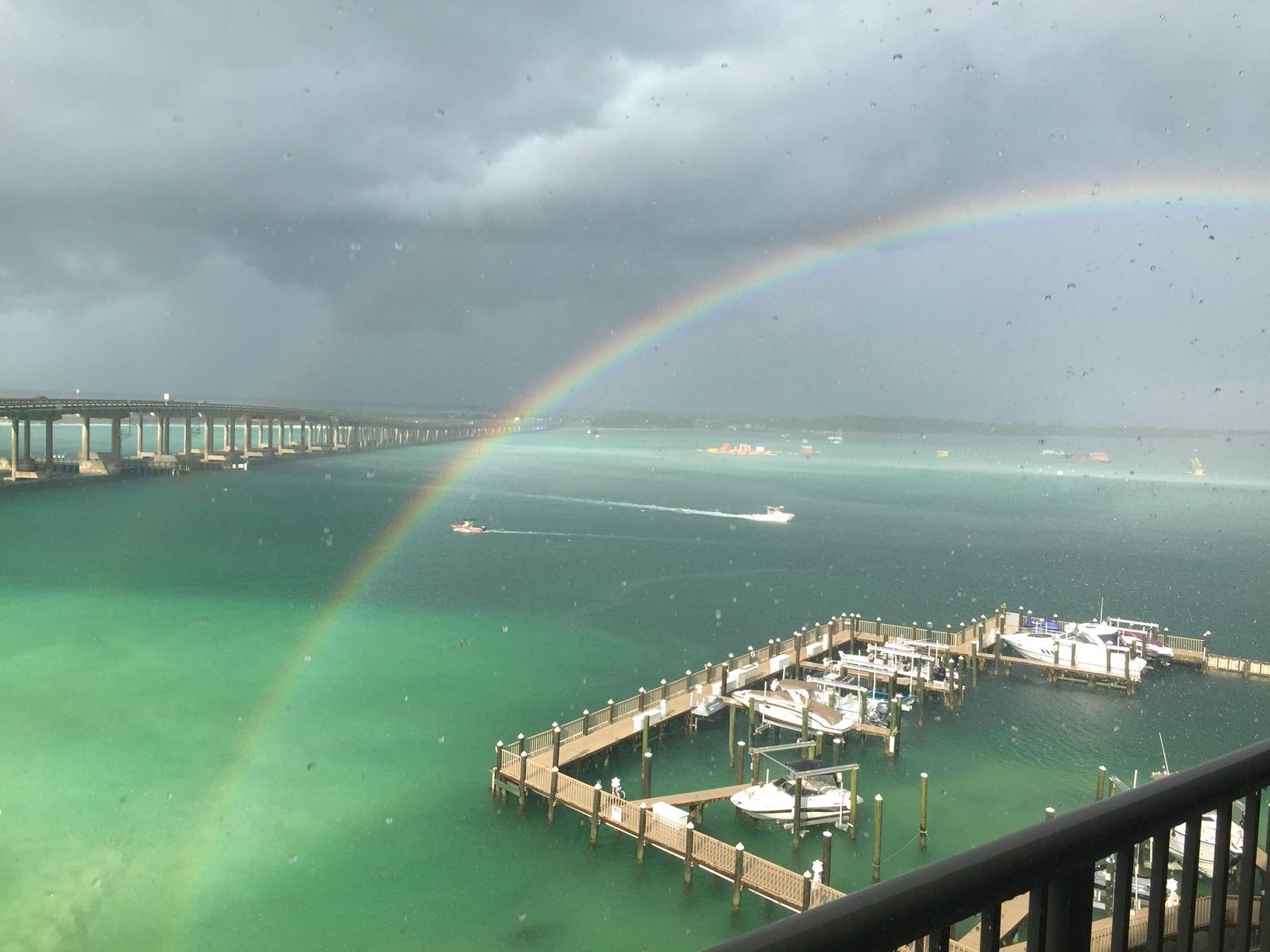 SIDES MORENO POINT WEST - Residential