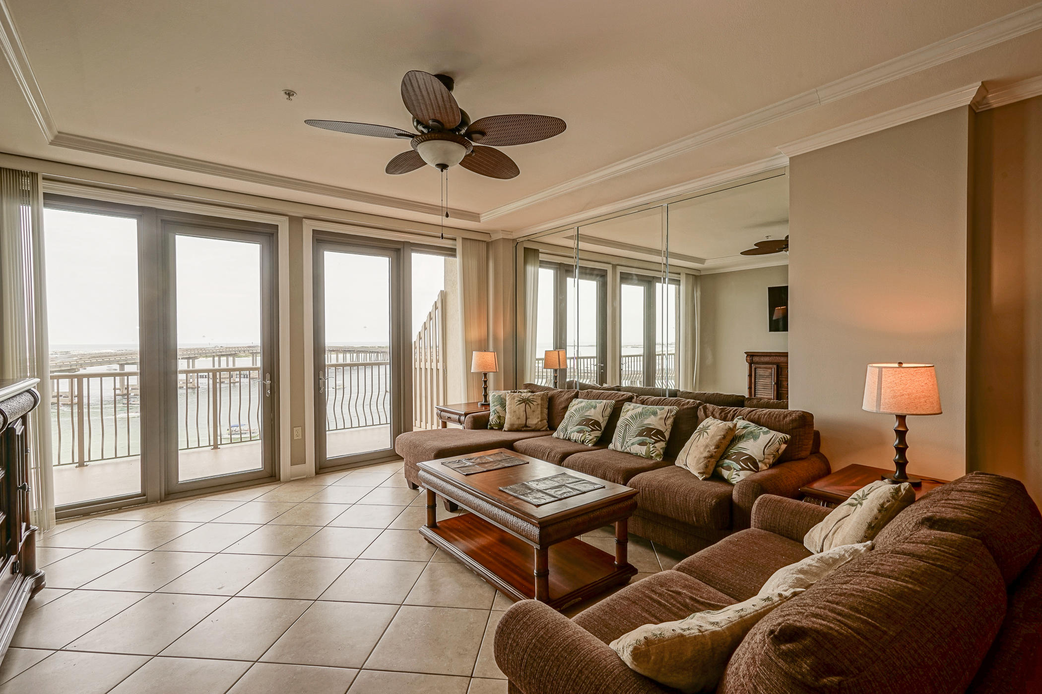 SIDES MORENO POINT WEST - Residential