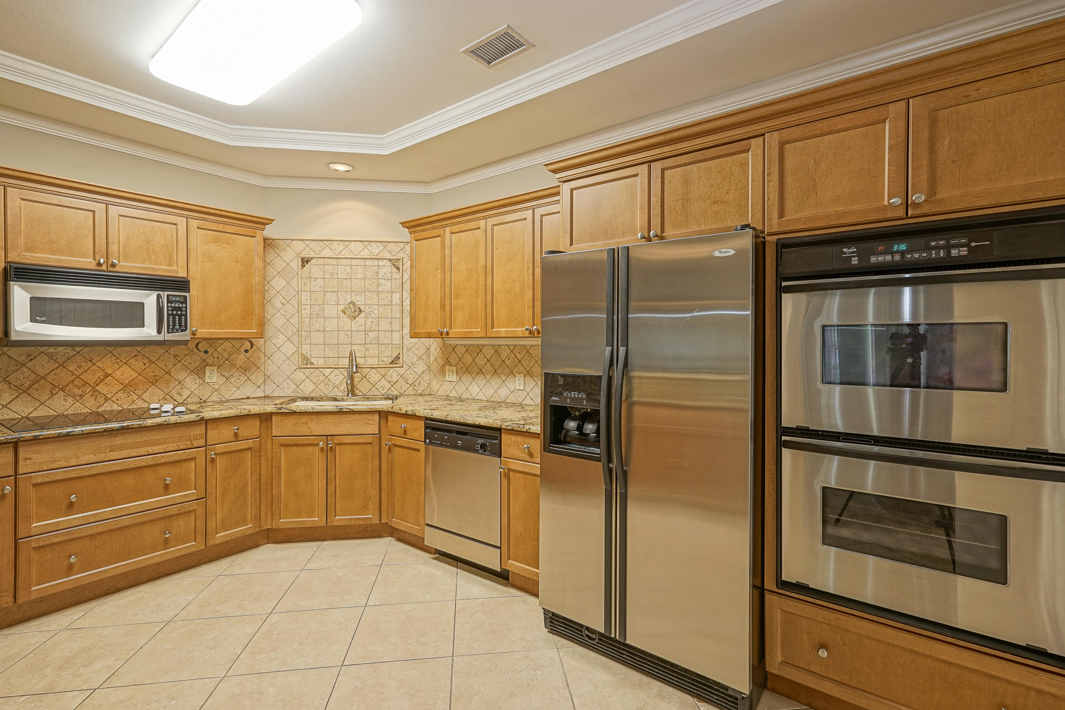 SIDES MORENO POINT WEST - Residential