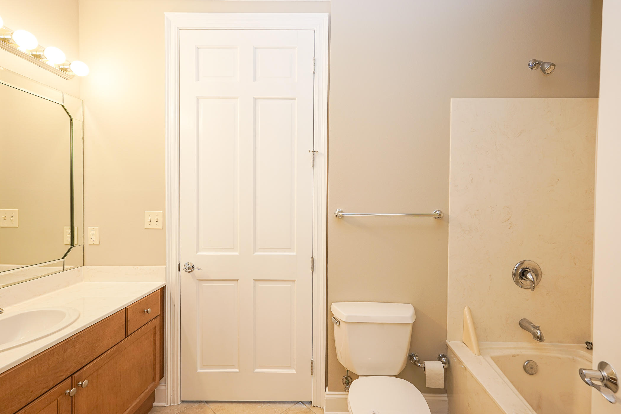 SIDES MORENO POINT WEST - Residential