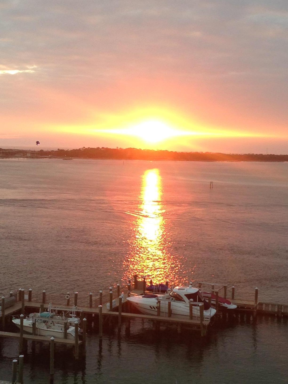 SIDES MORENO POINT WEST - Residential