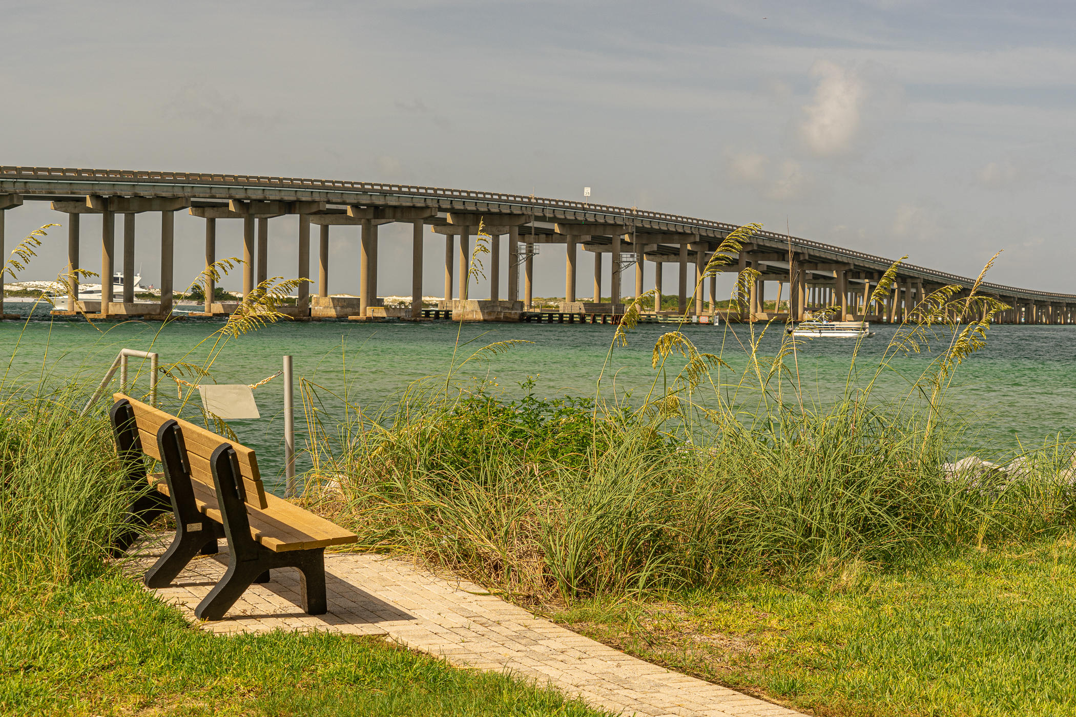 SIDES MORENO POINT WEST - Residential