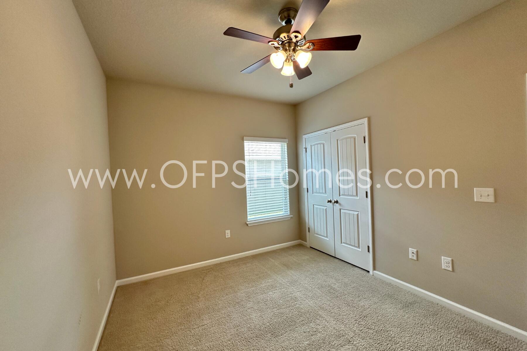 HAMMOCK BAY - Residential Lease