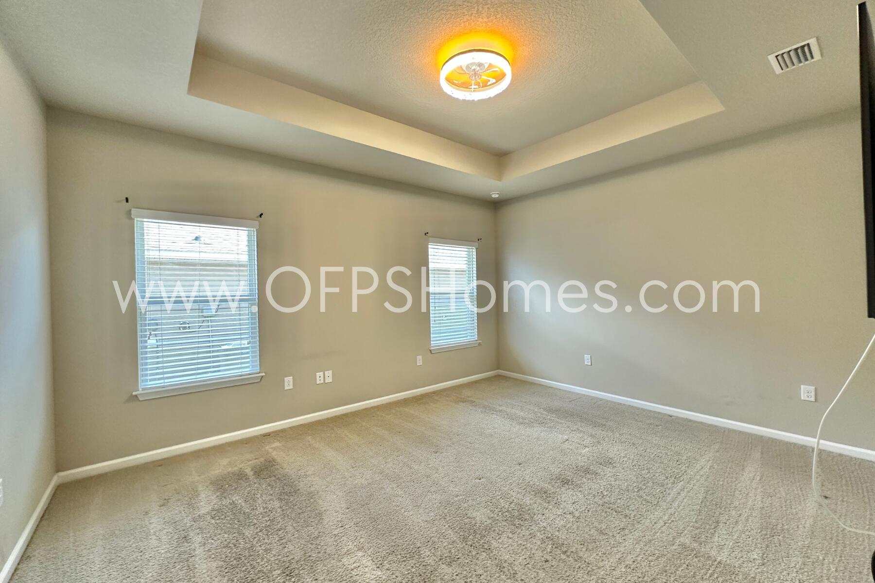 HAMMOCK BAY - Residential Lease