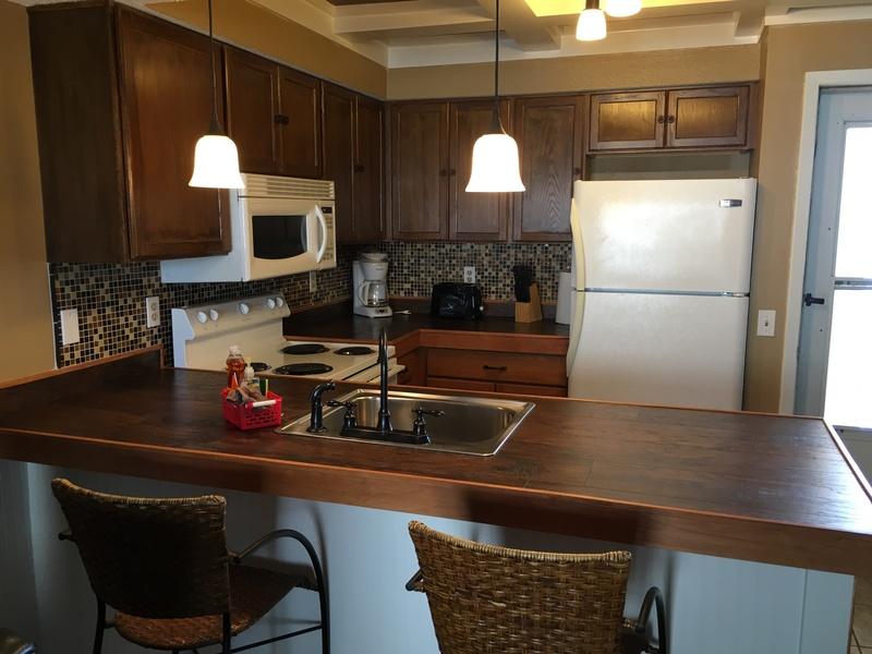 LAKEVIEW CONDO - Residential