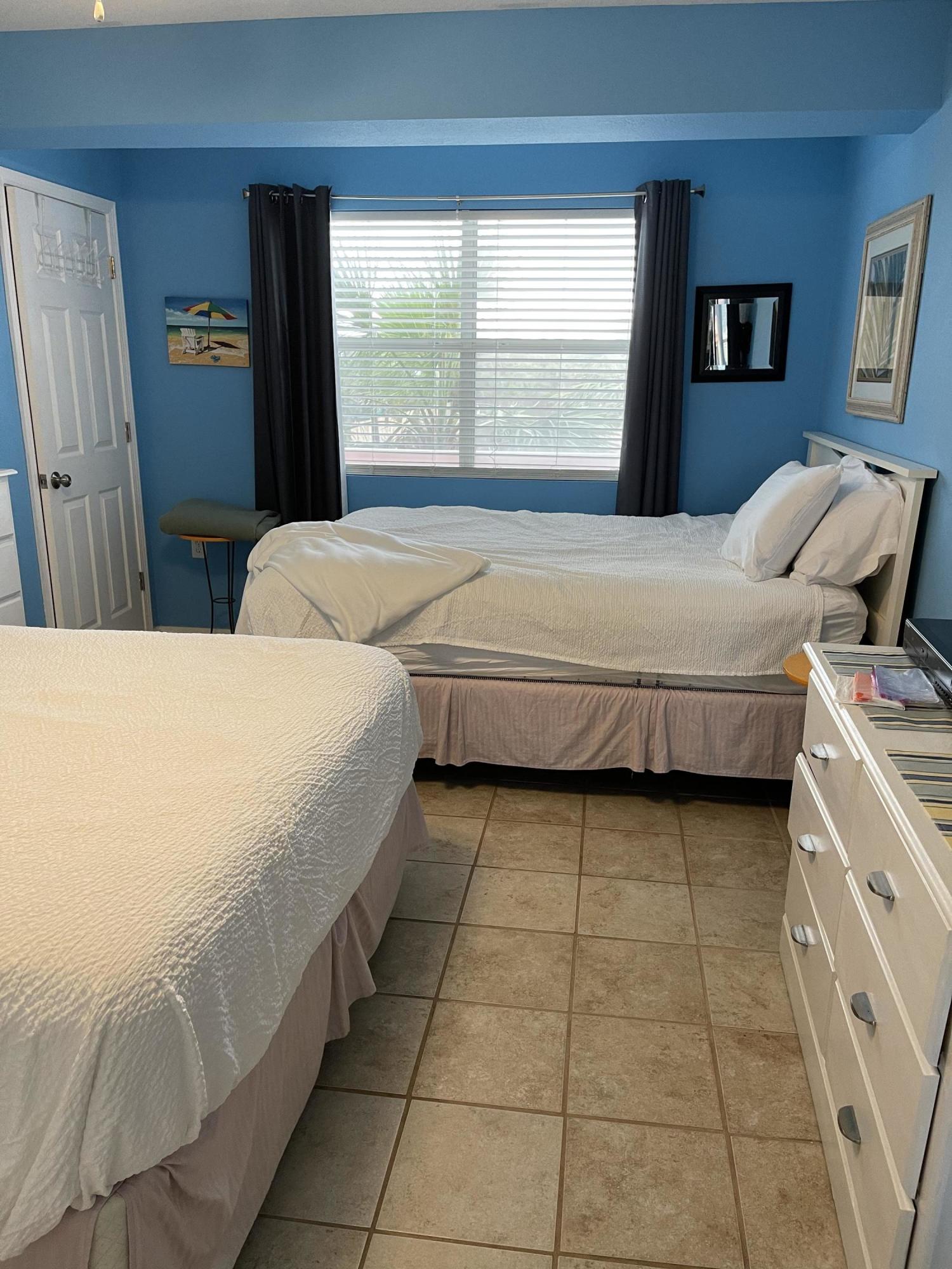 TROPICAL ISLE CONDO - Residential