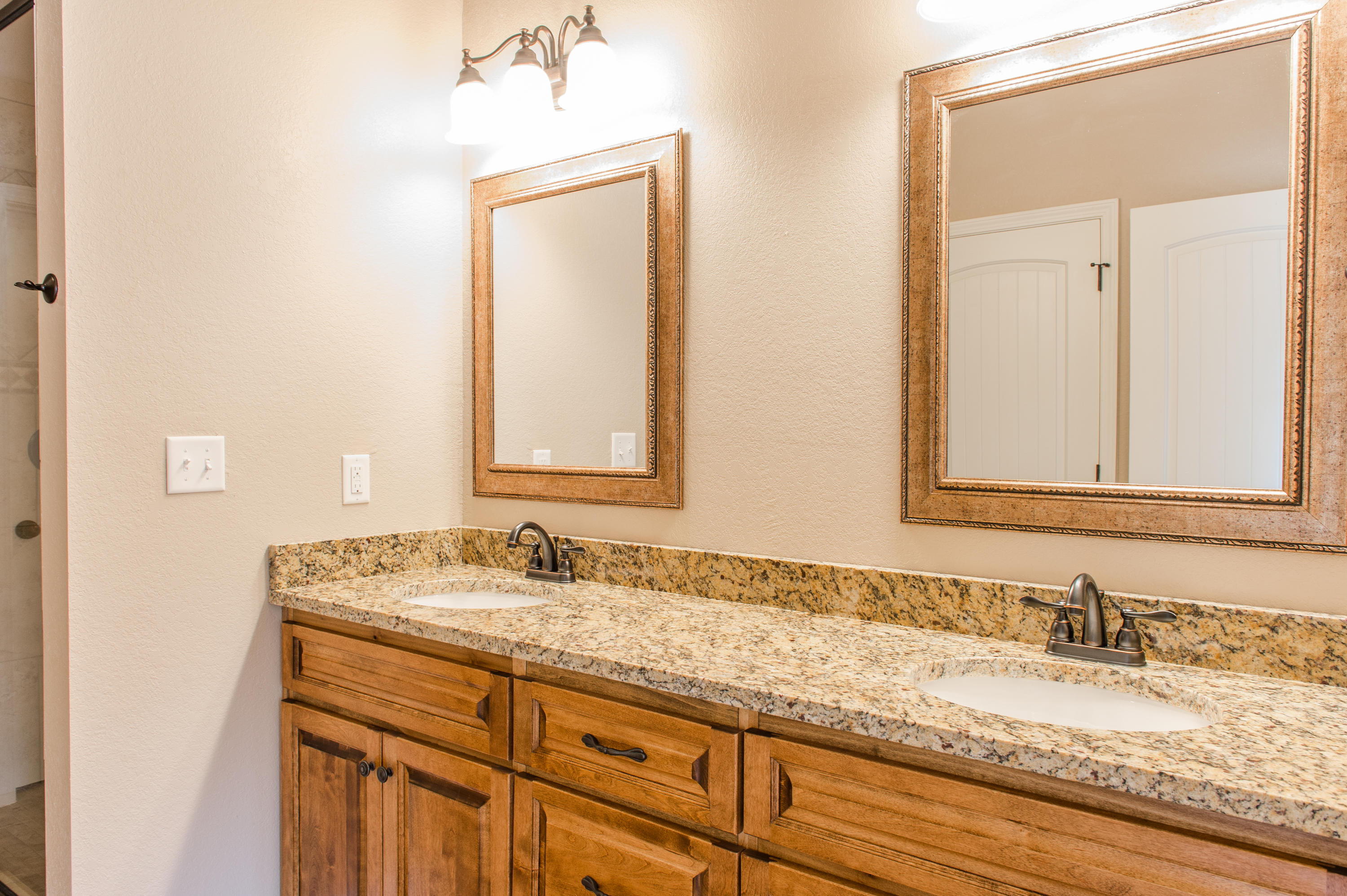 BRIDLE WOOD EST PH I - Residential