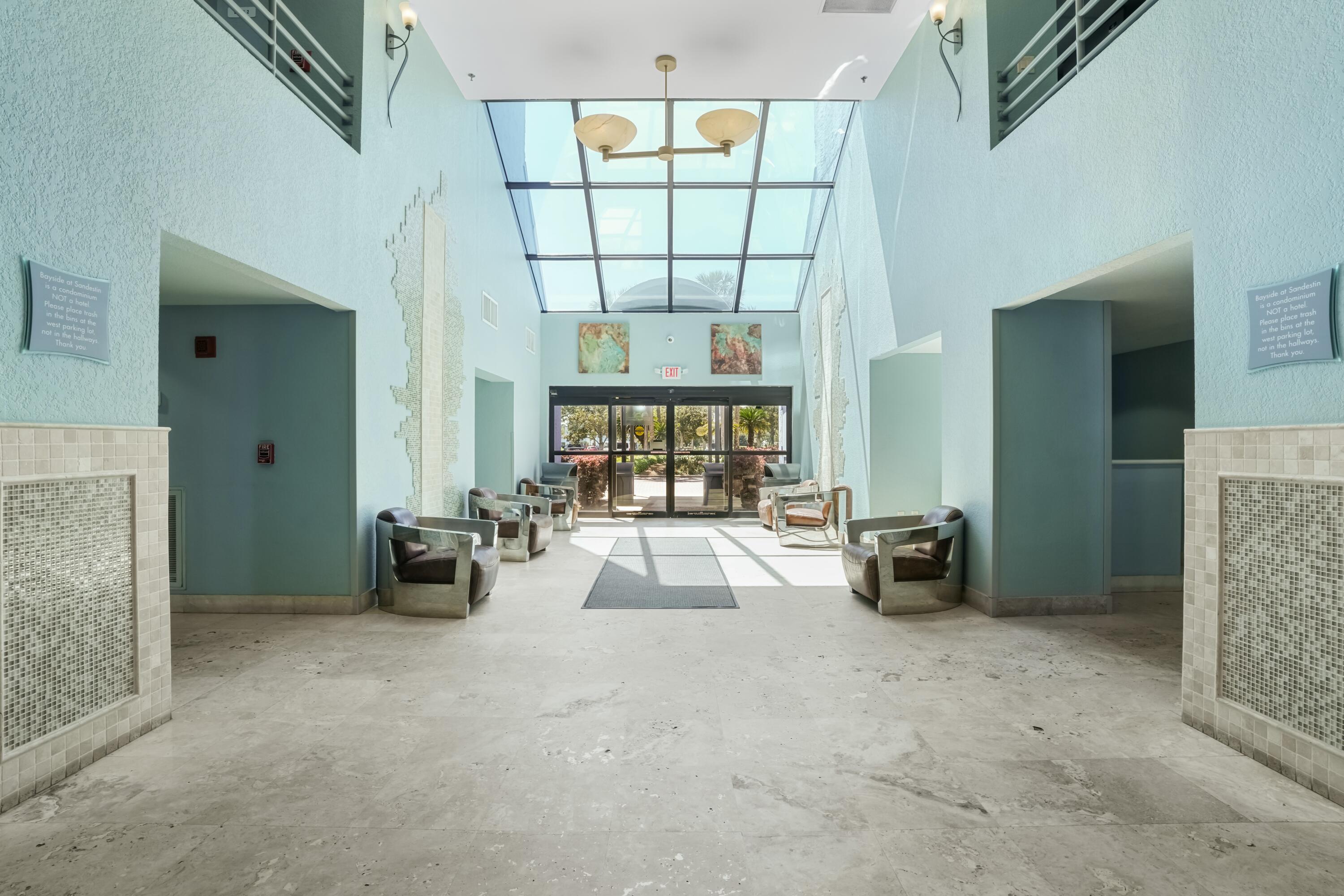 BAYSIDE CONDO SANDESTIN - Residential
