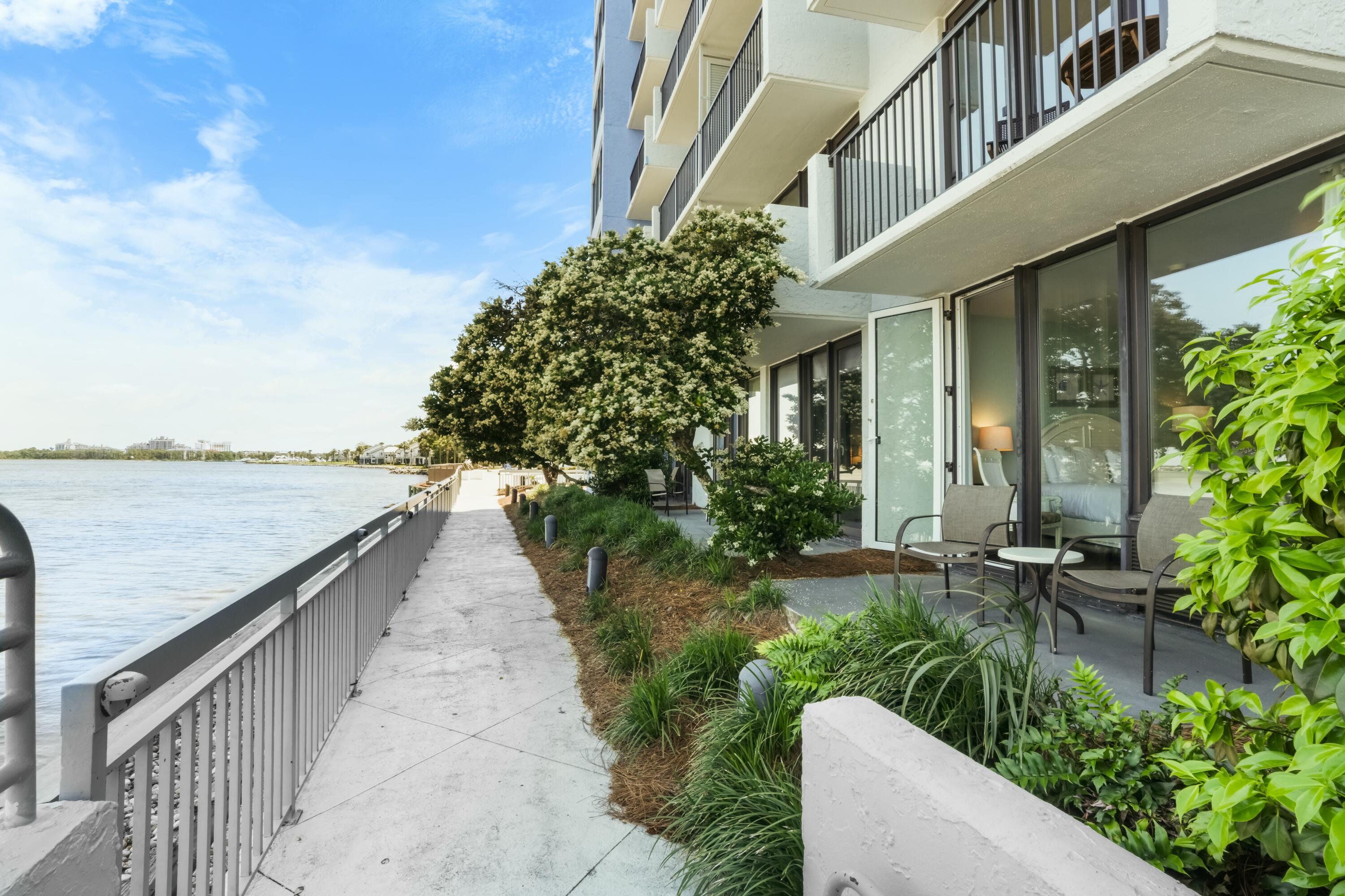 BAYSIDE CONDO SANDESTIN - Residential