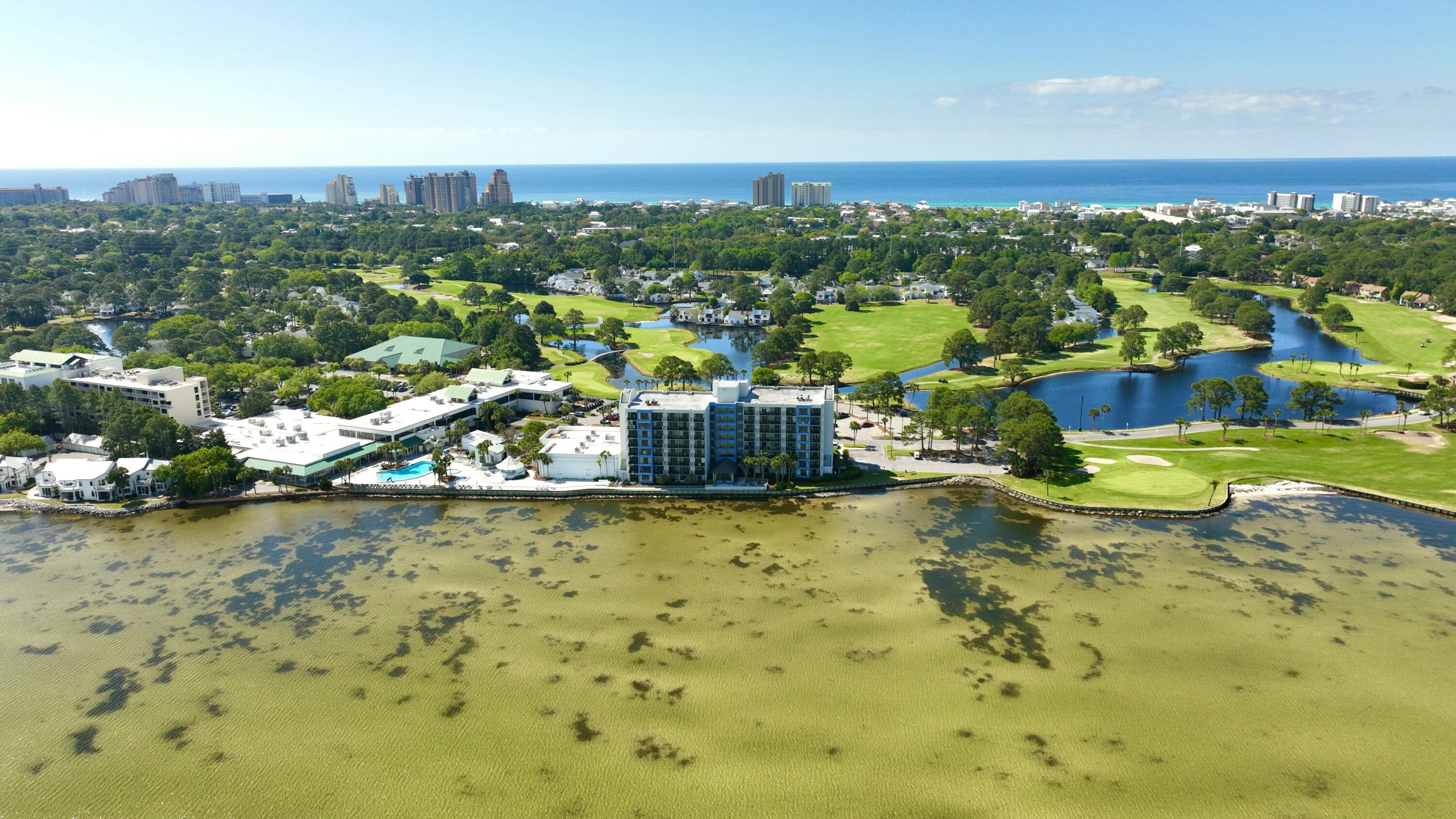 BAYSIDE CONDO SANDESTIN - Residential