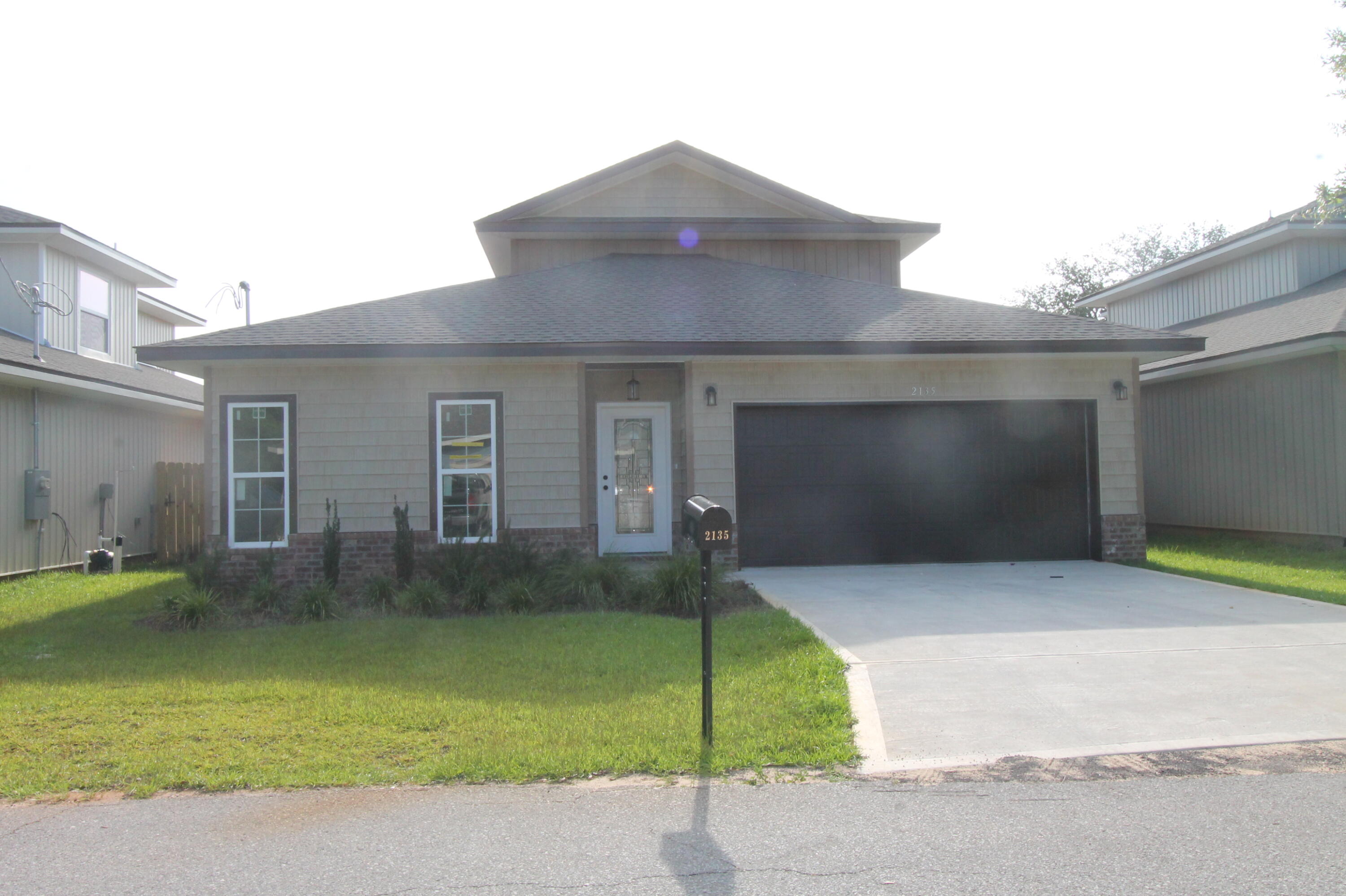 Builder offering to pay 4% of purchase price towards rate buy down and closing costs. New custom 4/3 floor plan with super curb appeal. Great location!! Inside pictures are of a similar home, same plan. Master and bedroom 2 are on the first floor along with bath 2. Bedrooms 3 and 4 along with bath 3 are on the second story. Kitchen has stainless appliances and white painted cabinets, granite countertops and spacious pantry. 9 ft. ceilings throughout. Master has his and her walk - in closets, double vanity and shower with glass enclosure. Completion expected in late February 2023.