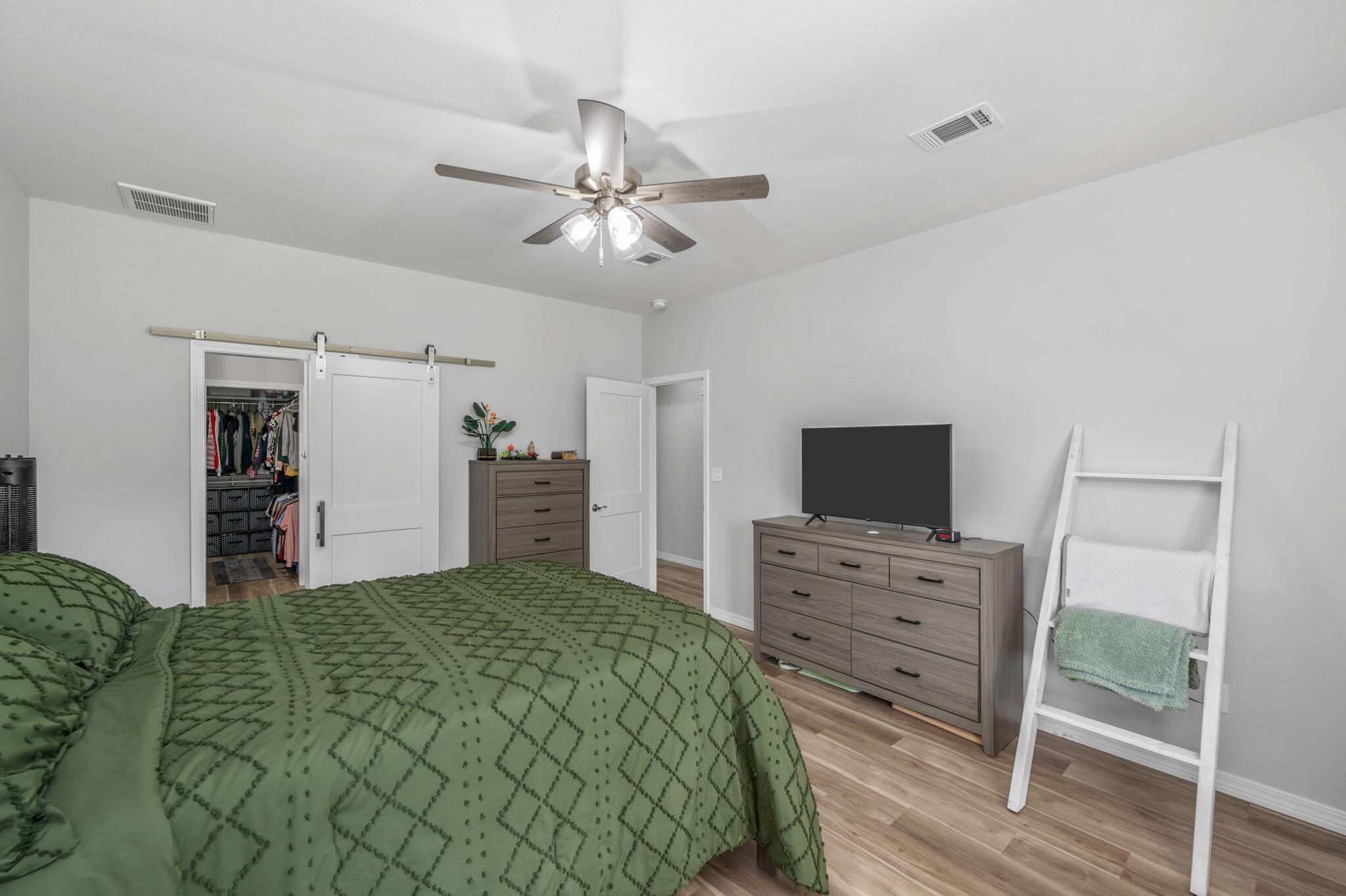 OAKDALE - Residential